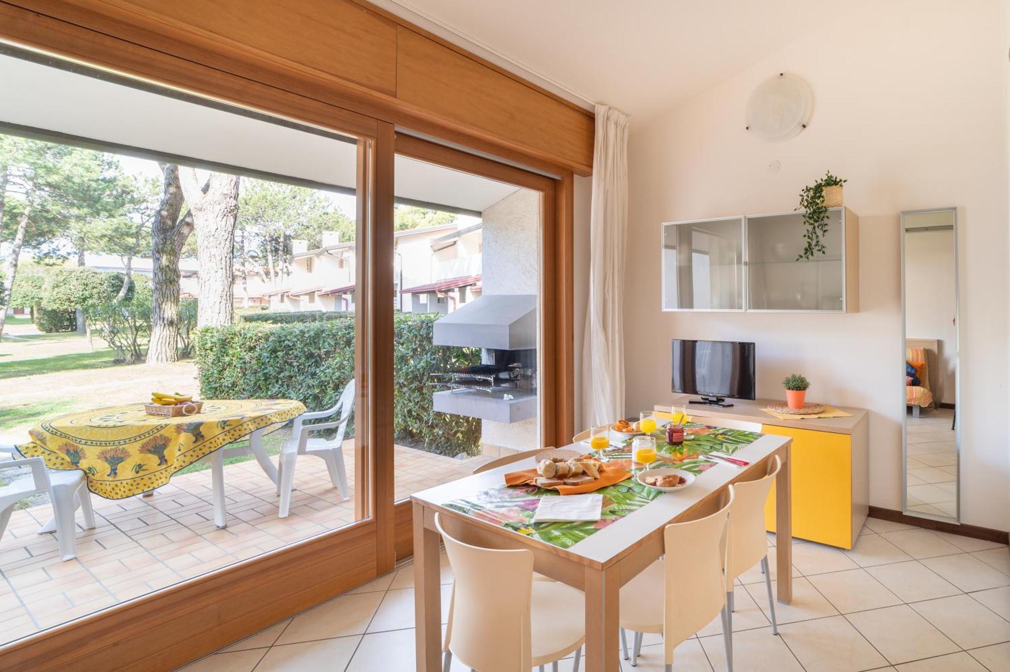 Villaggio Club Dei Pini Μπιμπιόνε Εξωτερικό φωτογραφία