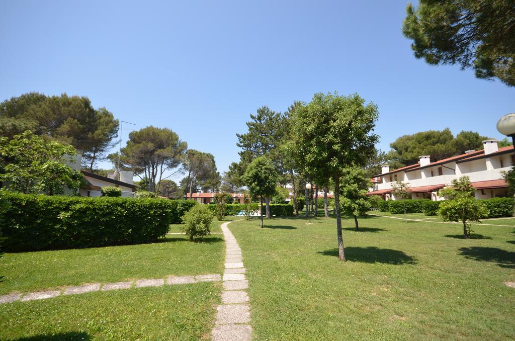 Villaggio Club Dei Pini Μπιμπιόνε Εξωτερικό φωτογραφία